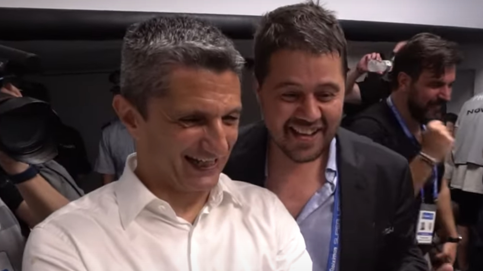 Βιντεοκλήση του Λουτσέσκου με τον Ιβάν Σαββίδη
