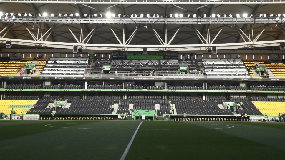 ΑEK: Η UEFA βράβευσε ως πεντάστερο τον αγωνιστικό χώρος της OPAP Arena