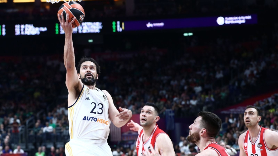H «βασίλισσα» υπέταξε τους «ερυθρόλευκους» και πήρε το δεύτερο εισιτήριο για τον τελικό