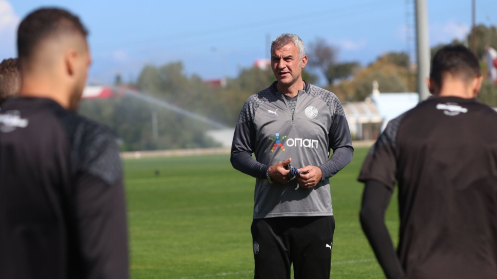 Παραιτήθηκε ο Δέλλας από τον ΟΦΗ