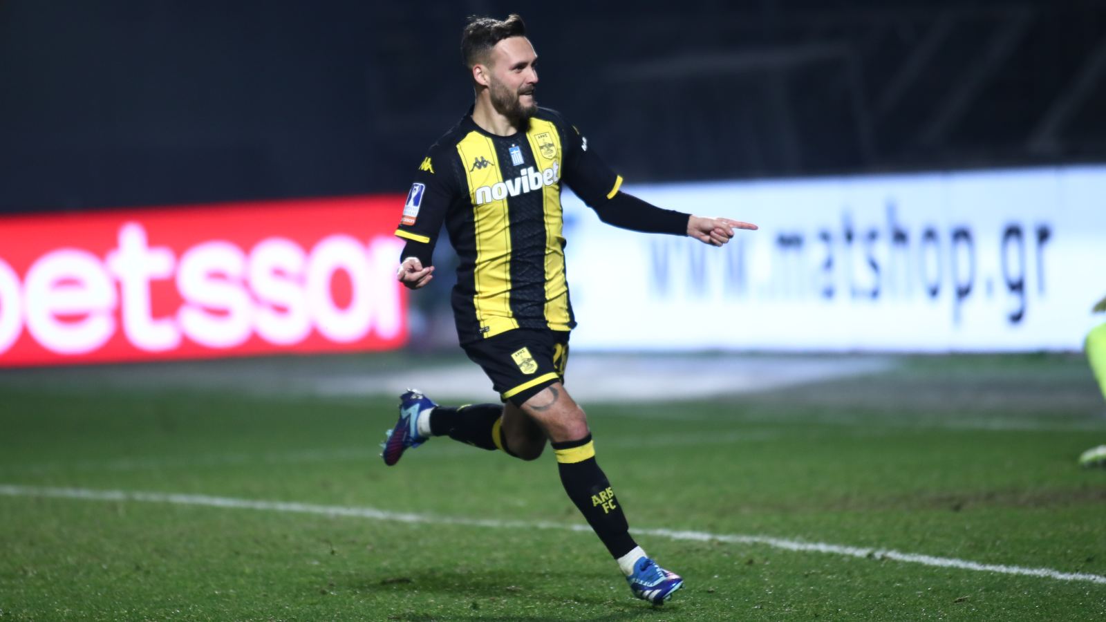 Σύμφωνα με βελγικό δημοσίευμα, ο παίκτης των «κίτρινων» έχει δώσει τα χέρια με την Λέουβεν