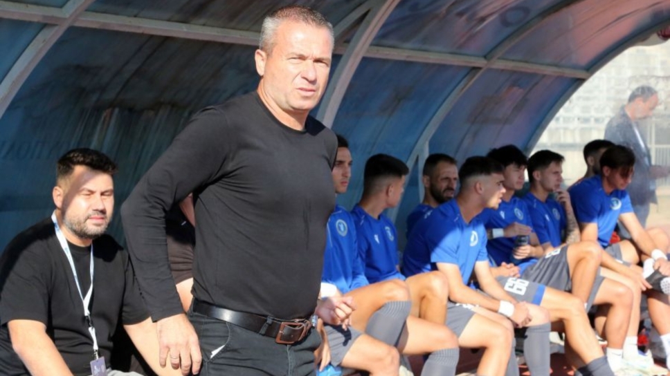 Νίκη Βόλου, Στέφανος Ξηροφώτος