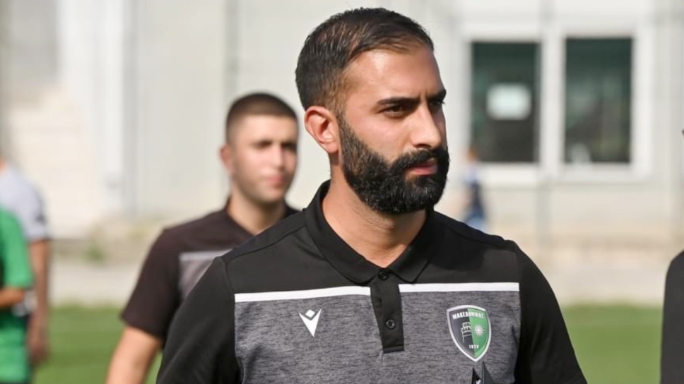 Ποσειδώνας Μηχανιώνας, Αρίων Ιγνατάκης