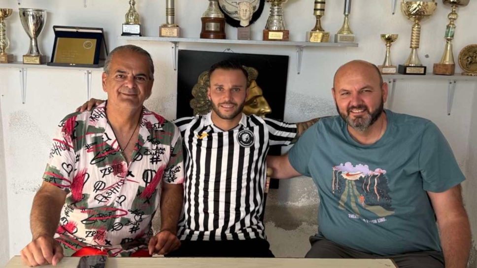 Μέγας Αλέξανδρος Ορφανίου, Δημήτρης Πόποβιτς