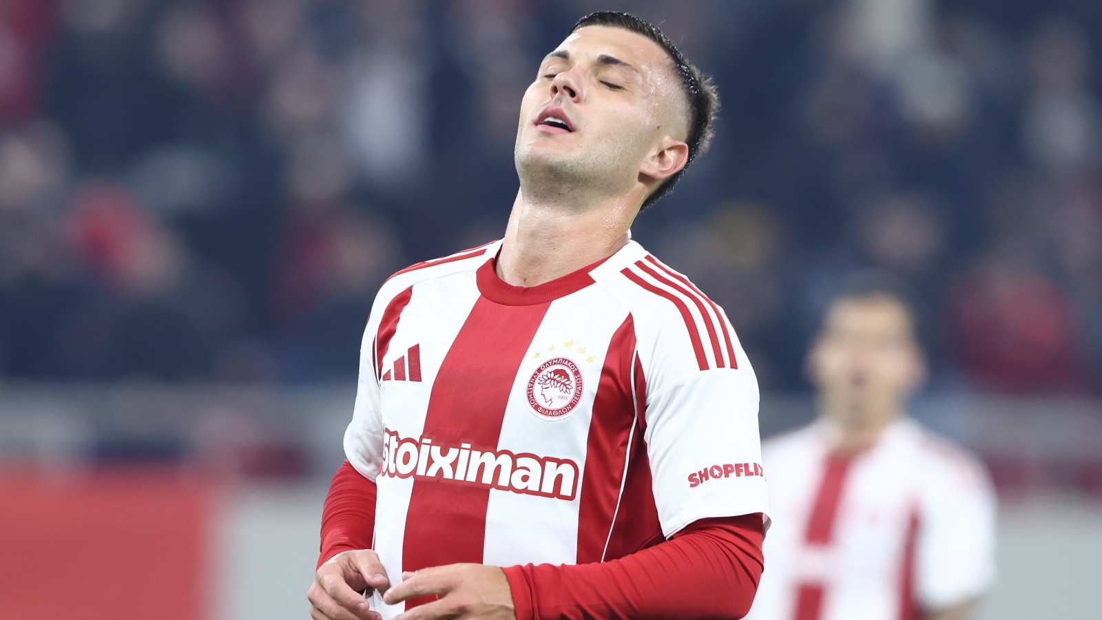 Ολυμπιακός: Εξαντλεί τα «κανονάκια» ο Στρεφέτσα