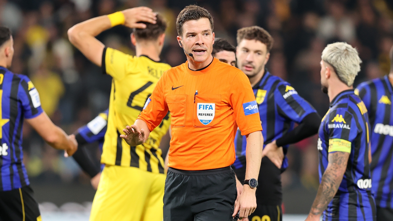 «Ό,τι χειρότερο έχω δει στο ποδόσφαιρο»: Η άποψη παγκόσμιου σταρ για το διαιτητή του ντέρμπι ΠΑΟΚ-ΑΕΚ